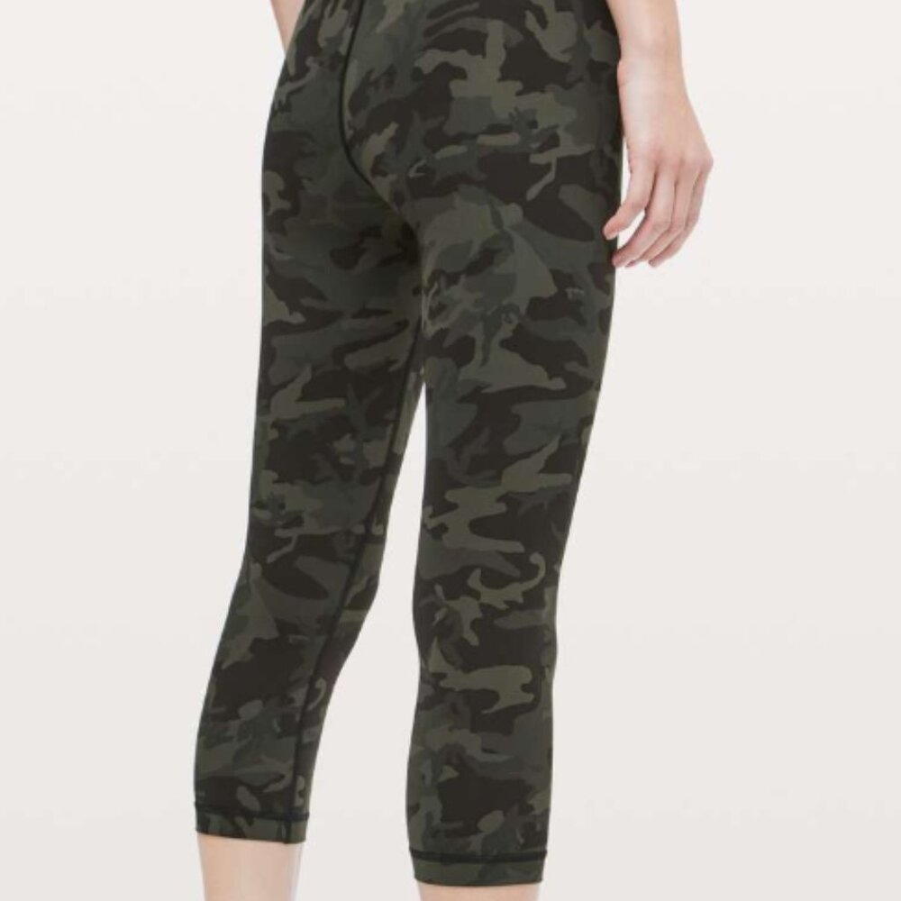Lululemon Wunder Under Crop (Hi-Rise) *Full-On Luxtreme 21" Incognito Camo Multi